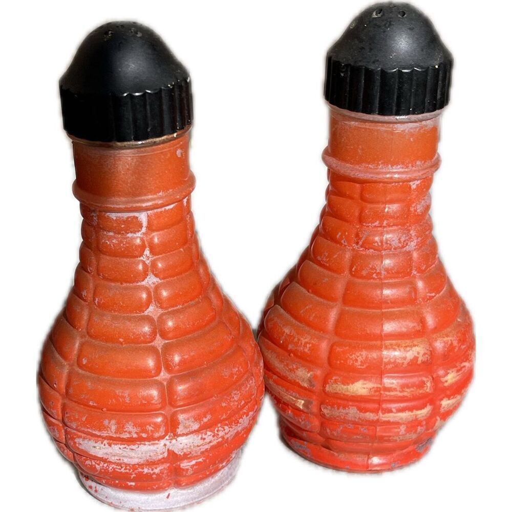 ANCHOR HOCKING Fired on Salt & Pepper Shakers Orange 1940s